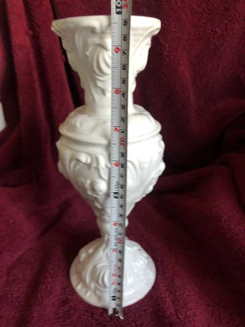 VASE WITH ANGELS MADE IN PORTUGAL  ELPA ALCOBACO